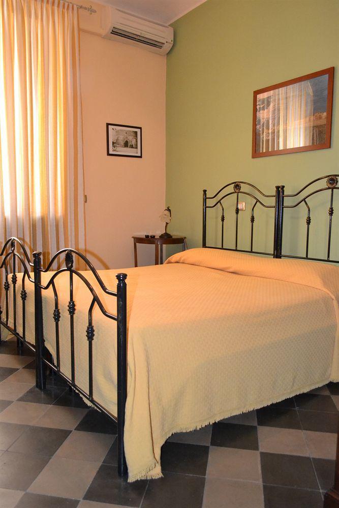 Olimpo Residence Syracuse Ngoại thất bức ảnh